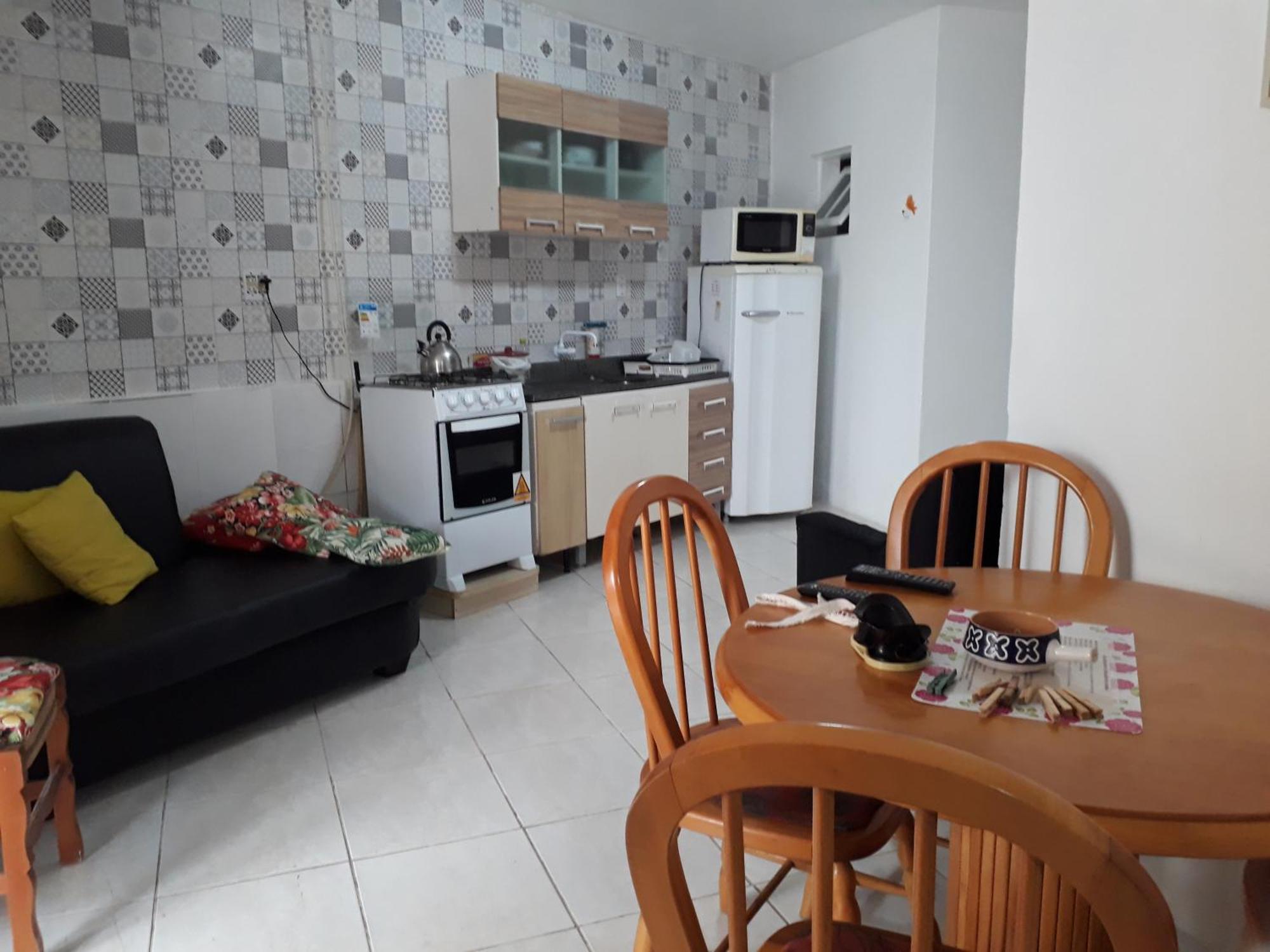 Cozinha Equipada Em Apartamento Para Alugar Em Torres Rs Habitación foto