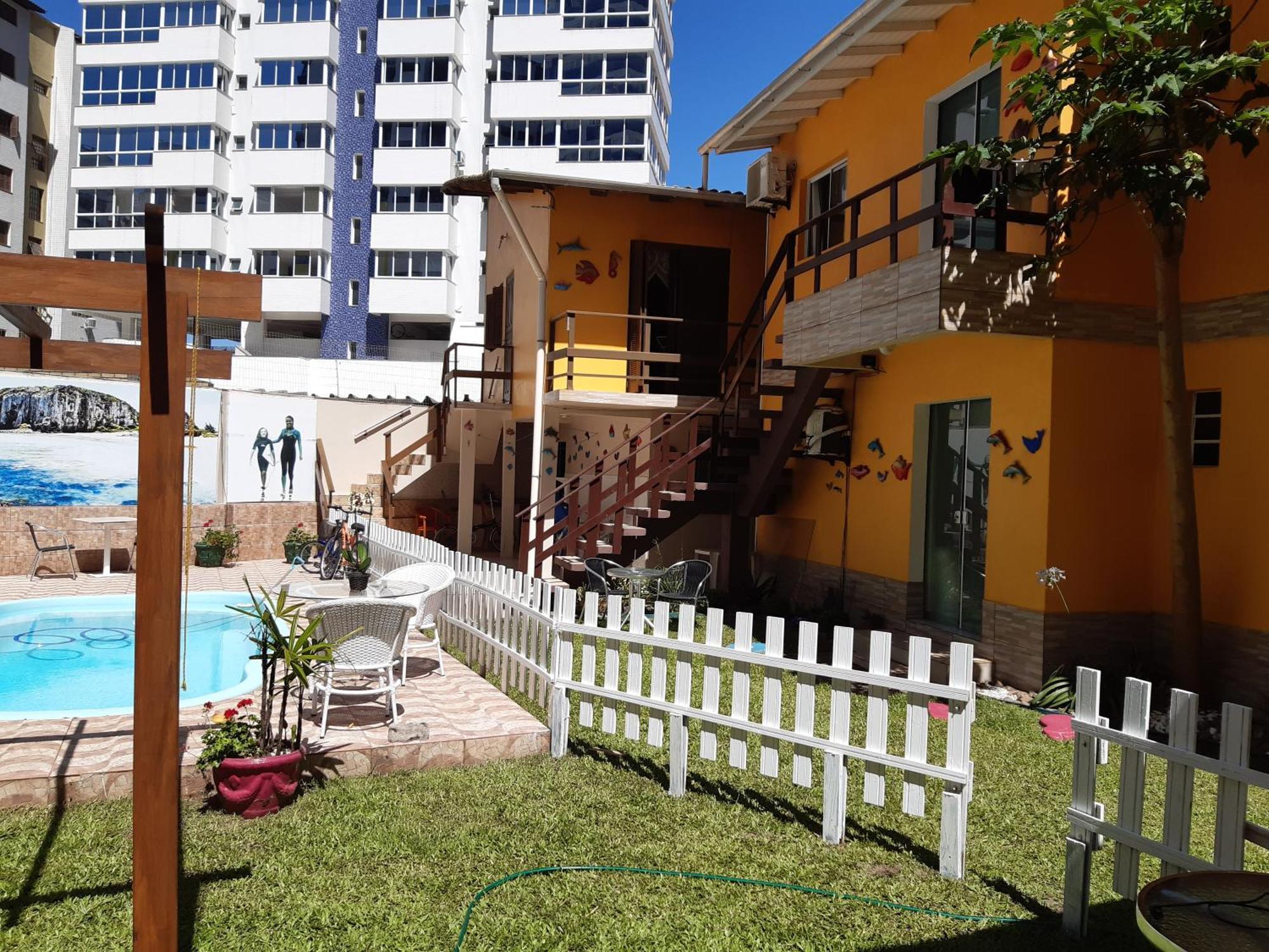 Cozinha Equipada Em Apartamento Para Alugar Em Torres Rs Habitación foto